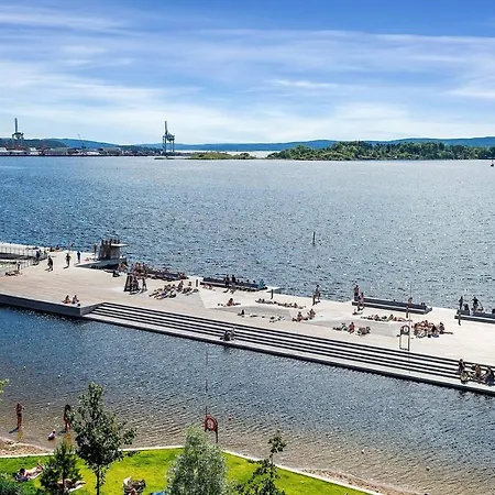 Seafront Penthouse Daire